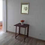 Lara 트로기르