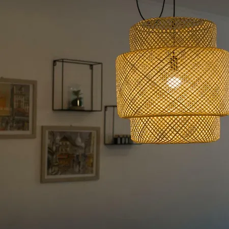 Lara Apartmán *