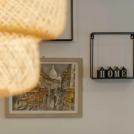 Lara Apartmán *