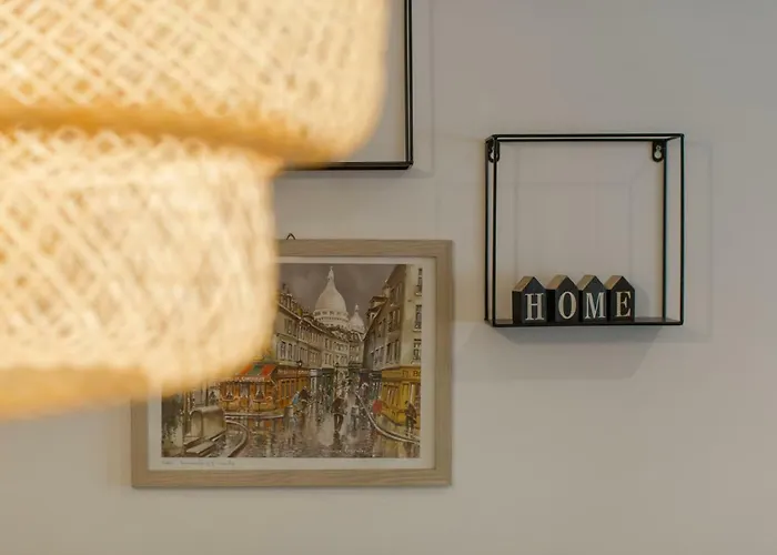 Lara Apartmán *