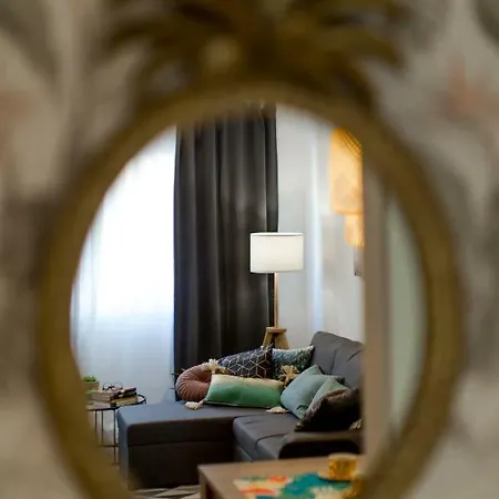 Apartment Lara *