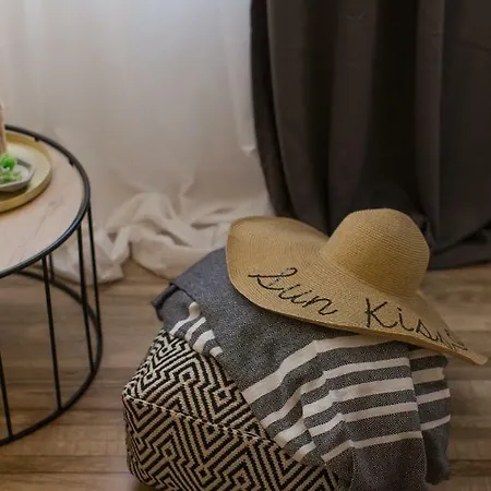 Lara Apartment